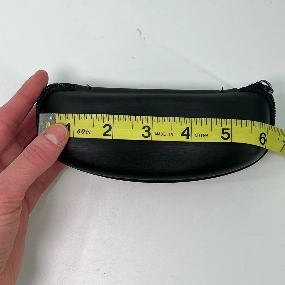 NEW Unused Vogue Black Clamshell Semi Hard Eyewear Glasses Case w Zipper